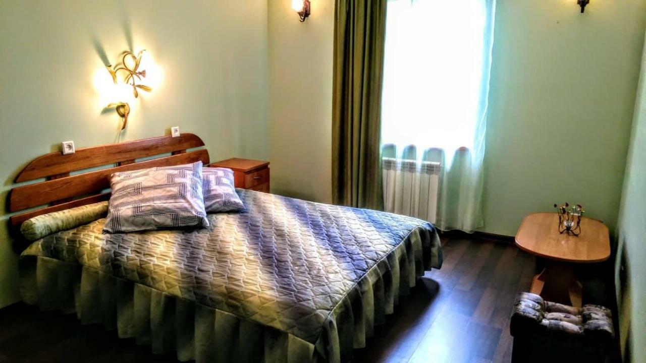 Гостевой Таунхаус Hotel Demidov Bagian luar foto
